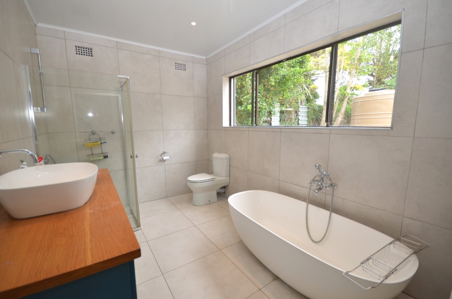 5 Bedroom Property for Sale in Bonnie Doone Eastern Cape